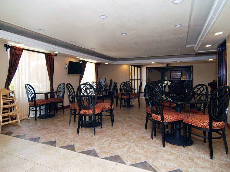 Comfort Inn Dallas Park Central Restaurante foto