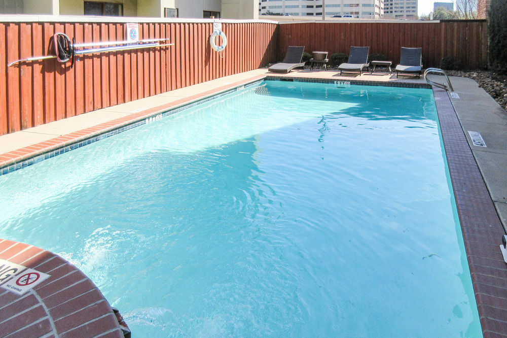 Comfort Inn Dallas Park Central Exterior foto