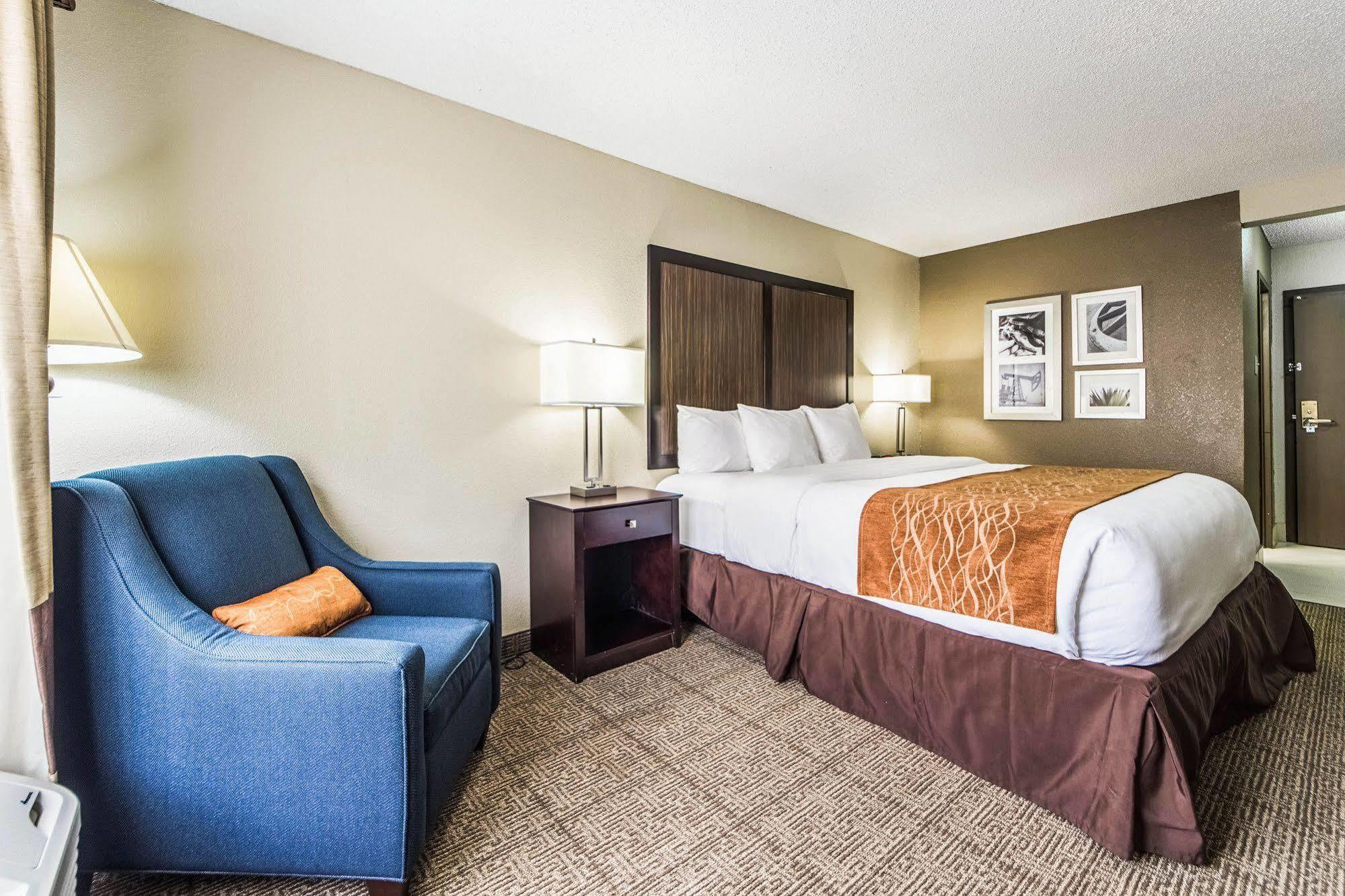 Comfort Inn Dallas Park Central Exterior foto